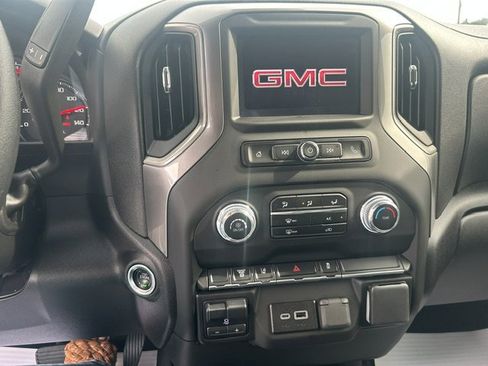 Used 2025 GMC Sierra 3500 Pro w/ Convenience Package AWD/4WD image 19