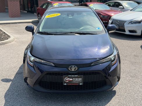 Used 2021 Toyota Corolla LE FWD image 4