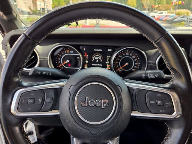 Used 2022 Jeep Gladiator Overland w/ Popular Equipment Package AWD/4WD image 21