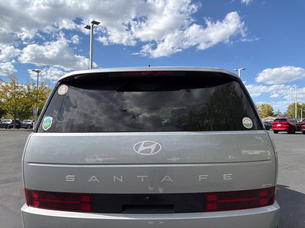 Used 2024 Hyundai Santa Fe SE AWD/4WD image 5