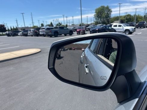 Used 2023 Toyota Corolla Cross LE w/ Moonroof Package AWD/4WD image 11