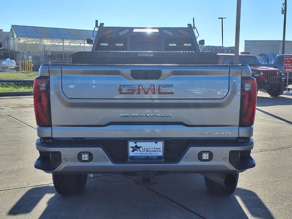 Used 2024 GMC Sierra 3500 Denali w/ Denali Reserve Package AWD/4WD image 5