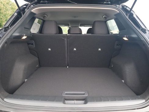 New 2026 Nissan Kicks SV image 7