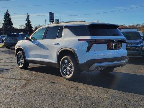 New 2026 Chevrolet Traverse LT w/ LPO, Floor Liner Package image 3