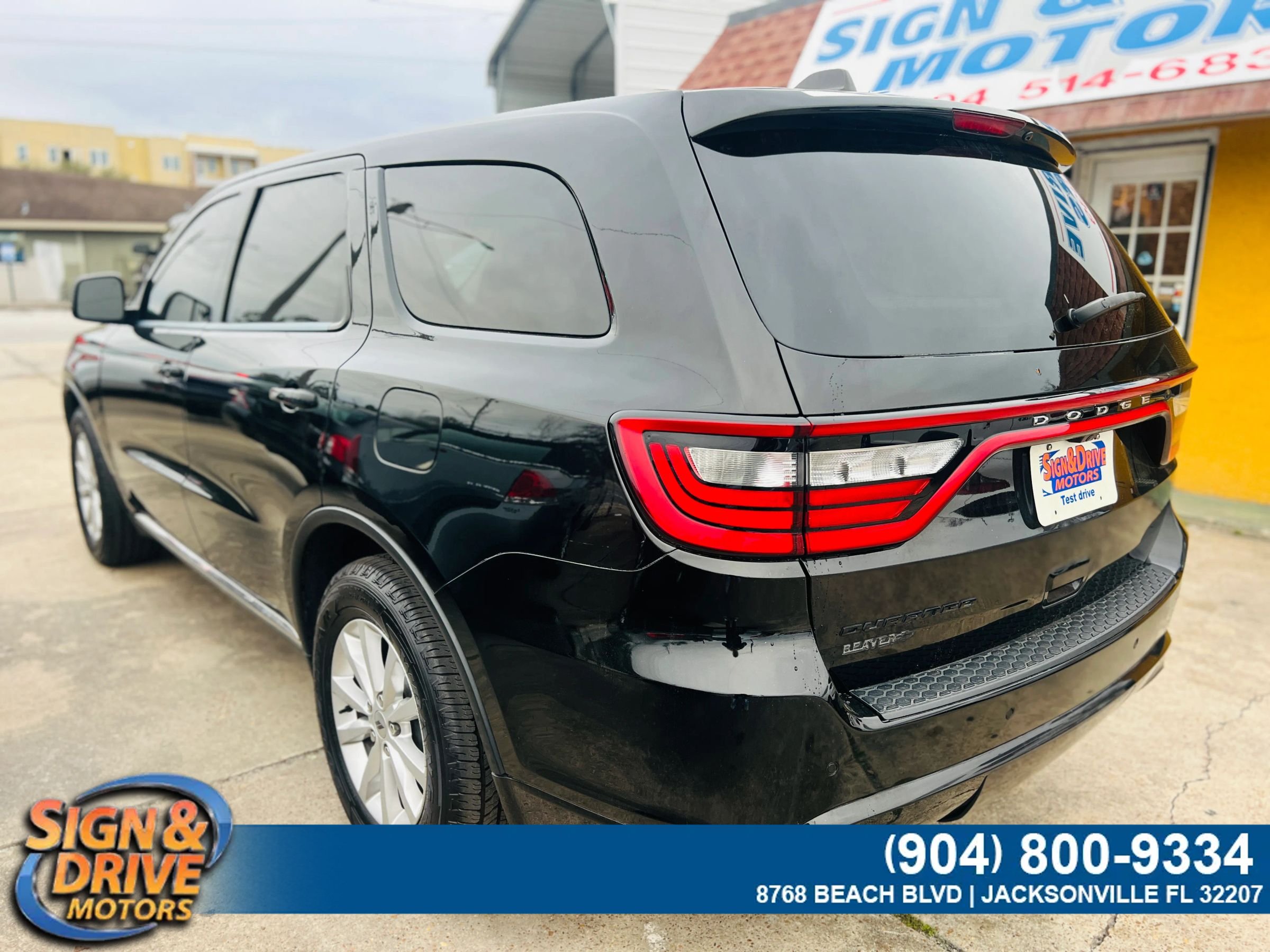 Used 2020 Dodge Durango SXT RWD image 4