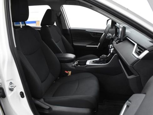 Used 2020 Toyota RAV4 LE image 36