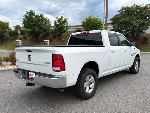 Used 2019 RAM 1500 Classic SLT AWD/4WD image 9