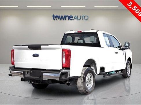 Used 2023 Ford F250 XL w/ XL Chrome Package image 12