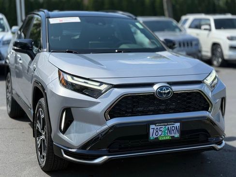 Certified 2024 Toyota RAV4 XSE w/ Weather Package AWD/4WD image 7