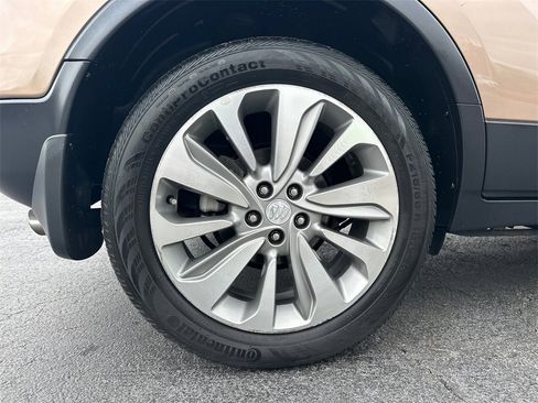 Used 2018 Buick Encore Preferred image 18