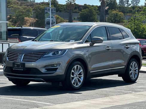 Used 2016 Lincoln MKC Select w/ Select Plus Package FWD image 7