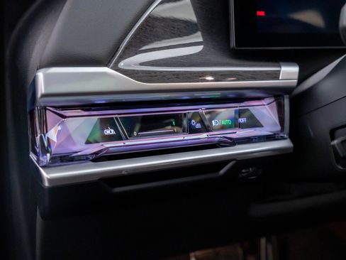 New 2026 BMW 760i xDrive w/ Executive Package image 21