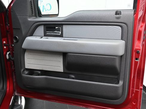 Used 2013 Ford F150 XLT w/ Luxury Equipment Group RWD image 19