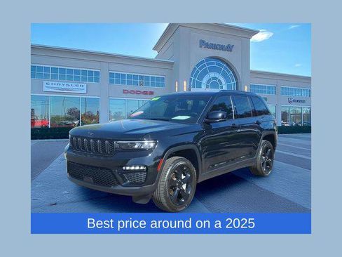 Certified 2025 Jeep Grand Cherokee Limited w/ Black Appearance Package AWD/4WD image 1