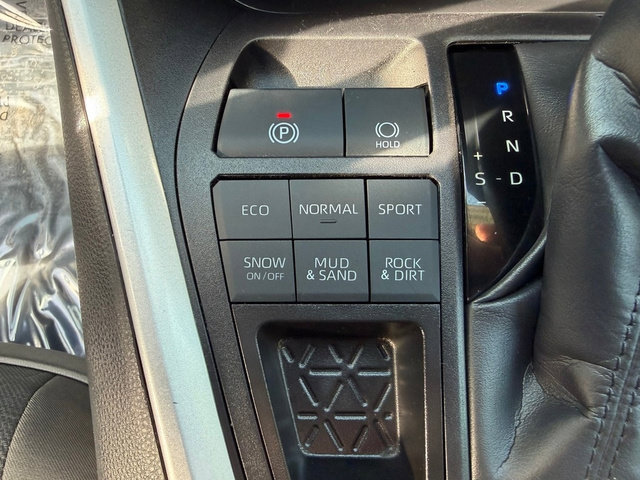 Certified 2025 Toyota RAV4 XLE AWD/4WD image 25