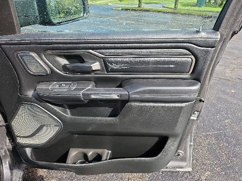 Used 2021 RAM 1500 Limited AWD/4WD image 12