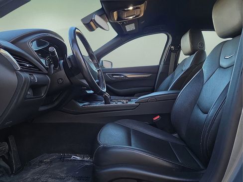 Used 2023 Cadillac CT5 Luxury image 22