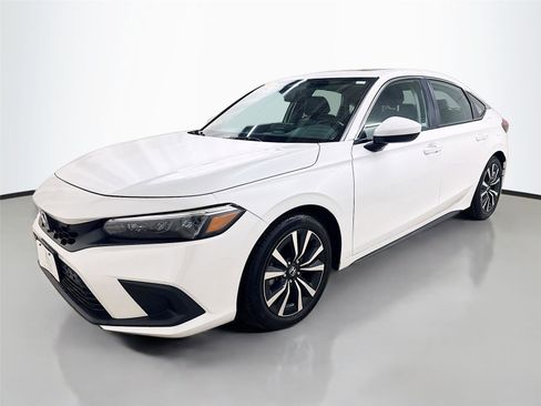 Certified 2024 Honda Civic EX-L image 3