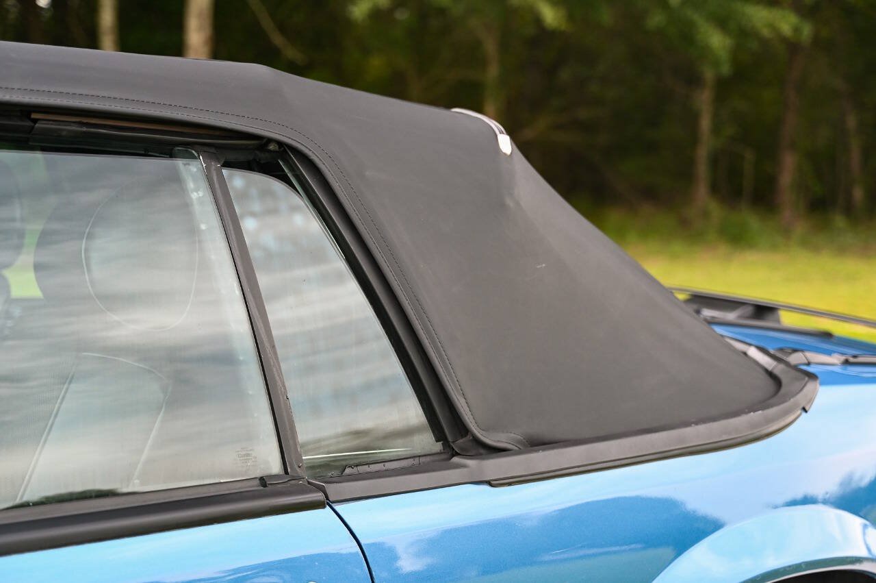 Used 1989 Ford Mustang LX RWD image 19