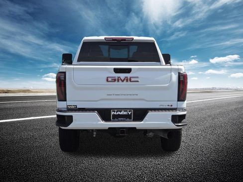 Used 2026 GMC Sierra 2500 AT4 w/ AT4 Premium Plus Package AWD/4WD image 21