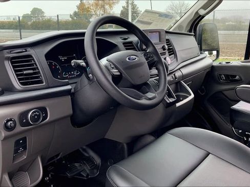 New 2023 Ford Transit 250 Low Roof image 6