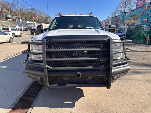 Used 2012 Ford F250 XL w/ PWR Equipment Group image 2
