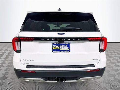 New 2026 Ford Explorer Active w/ Active Comfort Package image 5