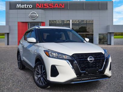 Used 2024 Nissan Kicks SV