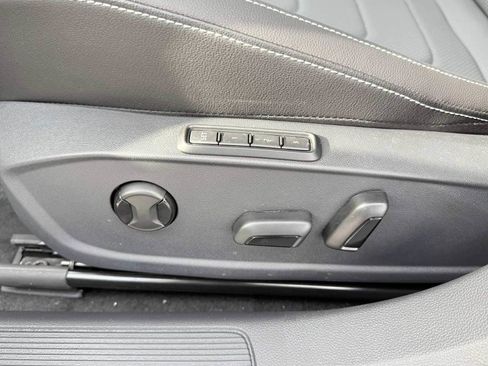 New 2026 Volkswagen Jetta SEL image 10