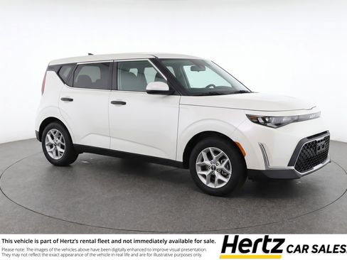 Used 2025 Kia Soul LX w/ LX Technology Package FWD image 1