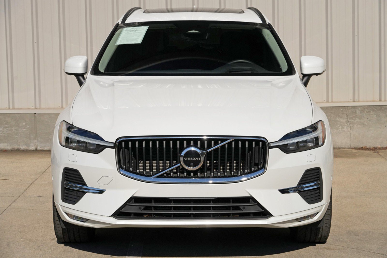 Used 2022 Volvo XC60 B5 Momentum w/ Advanced Package AWD/4WD image 50