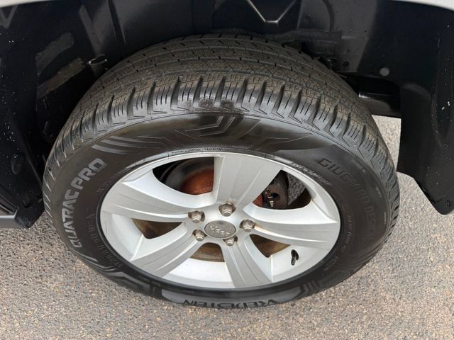 Used 2014 Jeep Patriot Latitude w/ Sun/Sound Group AWD/4WD image 10