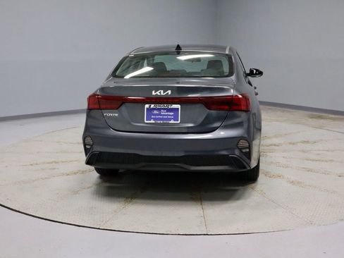 Used 2023 Kia Forte LXS FWD image 9