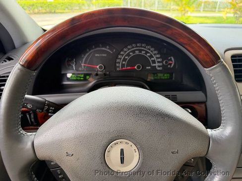 Used 2004 Lincoln LS RWD image 48