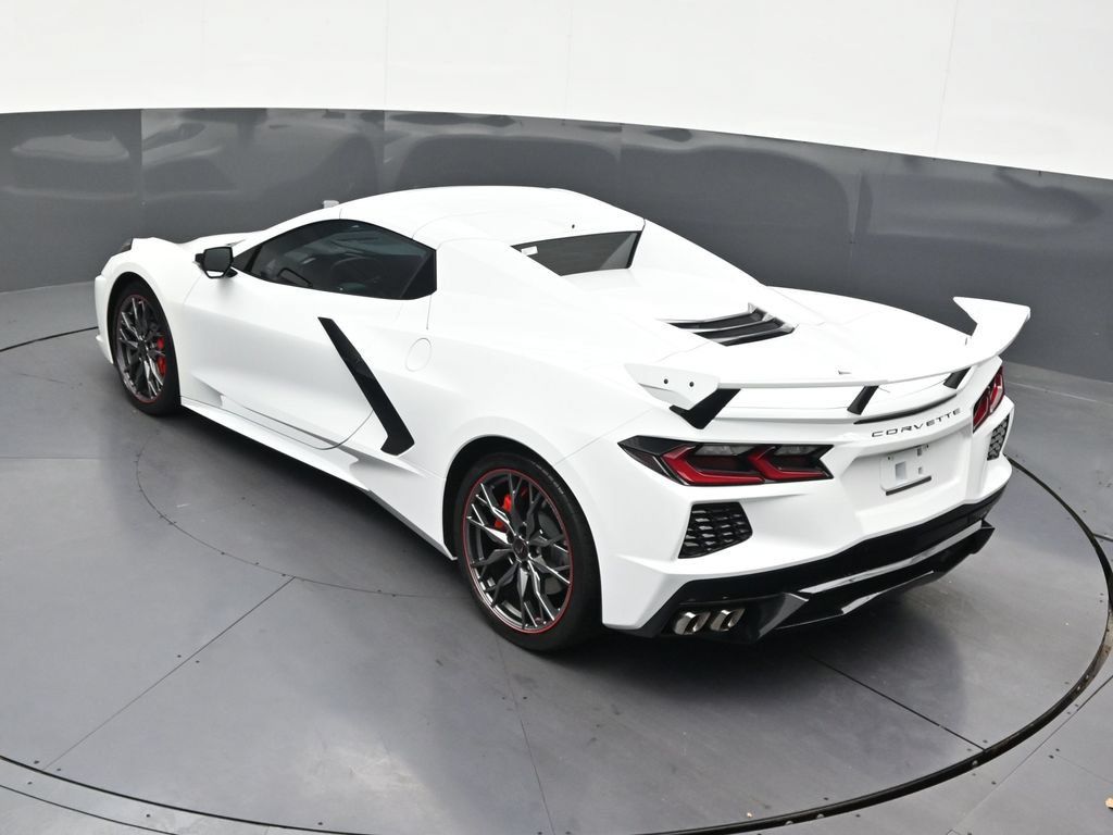 Used 2024 Chevrolet Corvette Stingray Convertible w/ 1LT RWD image 17