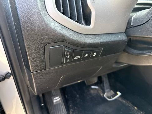 Used 2015 Kia Sportage LX FWD image 18