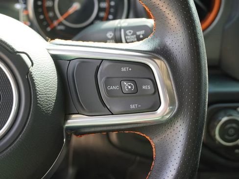 Used 2023 Jeep Gladiator Mojave w/ LED Lighting Group AWD/4WD image 26