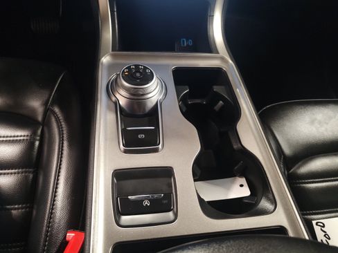 Used 2024 Ford Edge SEL AWD/4WD image 8