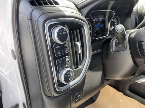 Used 2021 GMC Sierra 1500 Denali w/ Denali Ultimate Package AWD/4WD image 13