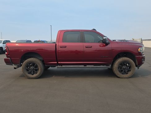 Used 2024 RAM 2500 Laramie w/ Night Edition AWD/4WD image 9