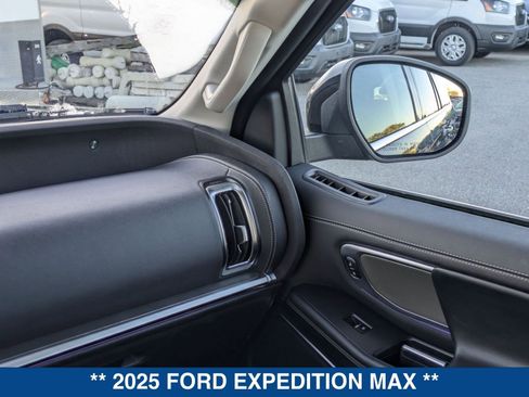 Certified 2025 Ford Expedition Max Platinum image 21