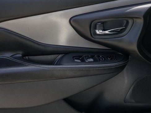 Used 2019 Nissan Murano SV w/ Cargo Package FWD image 24