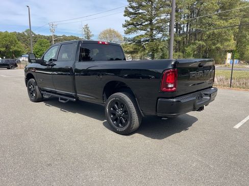 Used 2025 RAM 3500 Big Horn AWD/4WD image 7