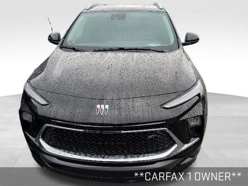 Used 2026 Buick Encore GX Sport Touring w/ Comfort Package image 2