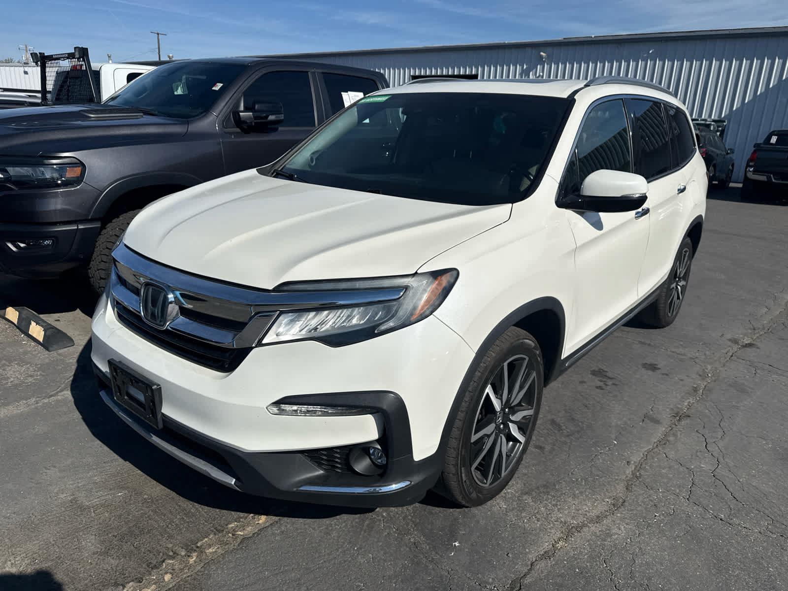 Used 2019 Honda Pilot Touring image 1