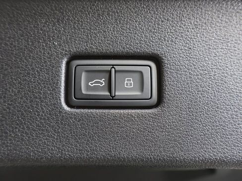 New 2026 Audi Q8 Premium Plus image 16