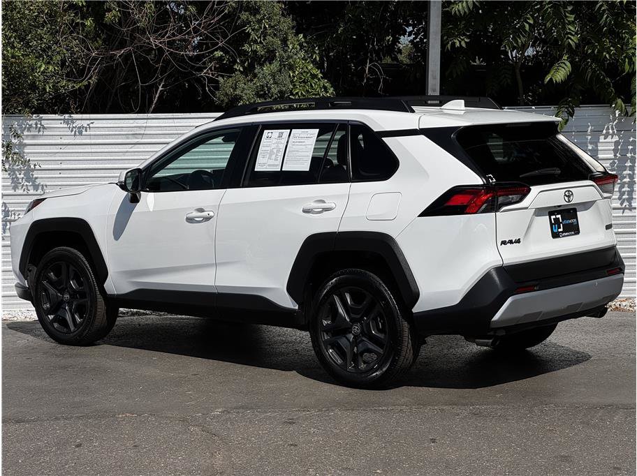 Used 2024 Toyota RAV4 Adventure AWD/4WD image 10