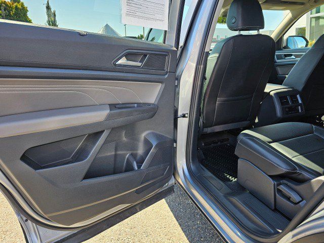 Used 2023 Volkswagen Atlas SEL AWD/4WD image 24