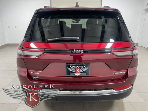 Used 2023 Jeep Grand Cherokee Limited image 5