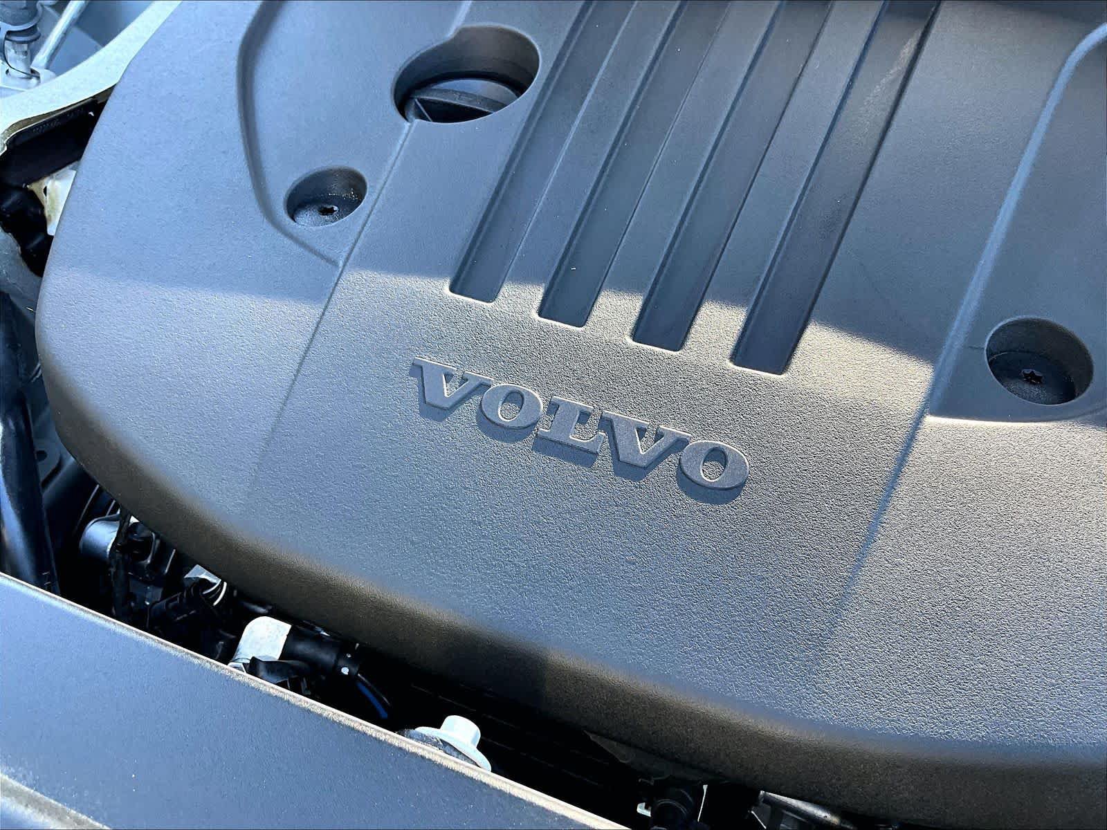 Used 2026 Volvo XC90 B5 Plus w/ Protection Package AWD/4WD image 36